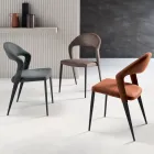 2 stole betrukket med farvet kunstlæder og malet metalstel - Boccaccio Viadurini