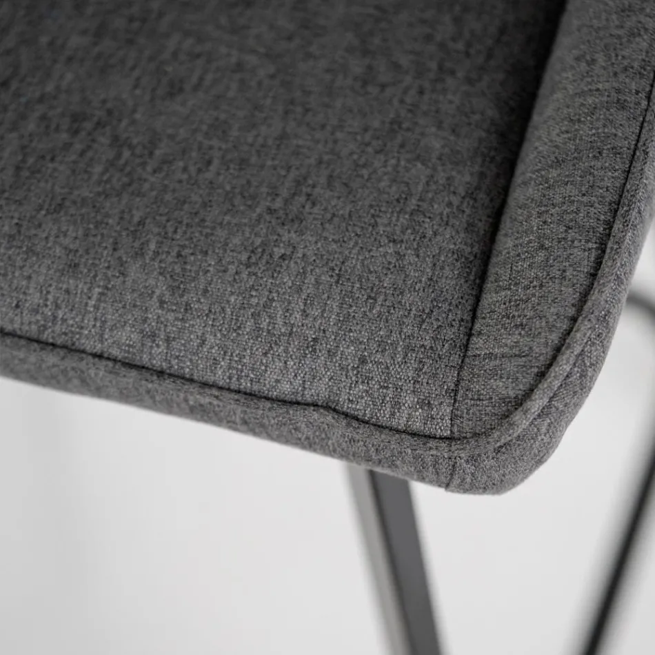 2 Stuestole lavet med stofsæde og metalben - Negroni Viadurini