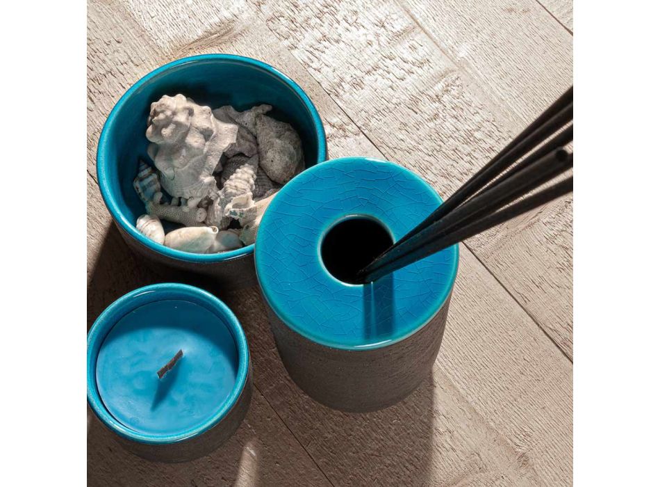 Moderne badeværelsestilbehør i blåt ler lavet i Italien - Antonella