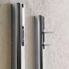 Vægbeklædningsbøjle i lakeret Mdf med dobbeltkrog fremstillet i Italien - Kviksølv Viadurini