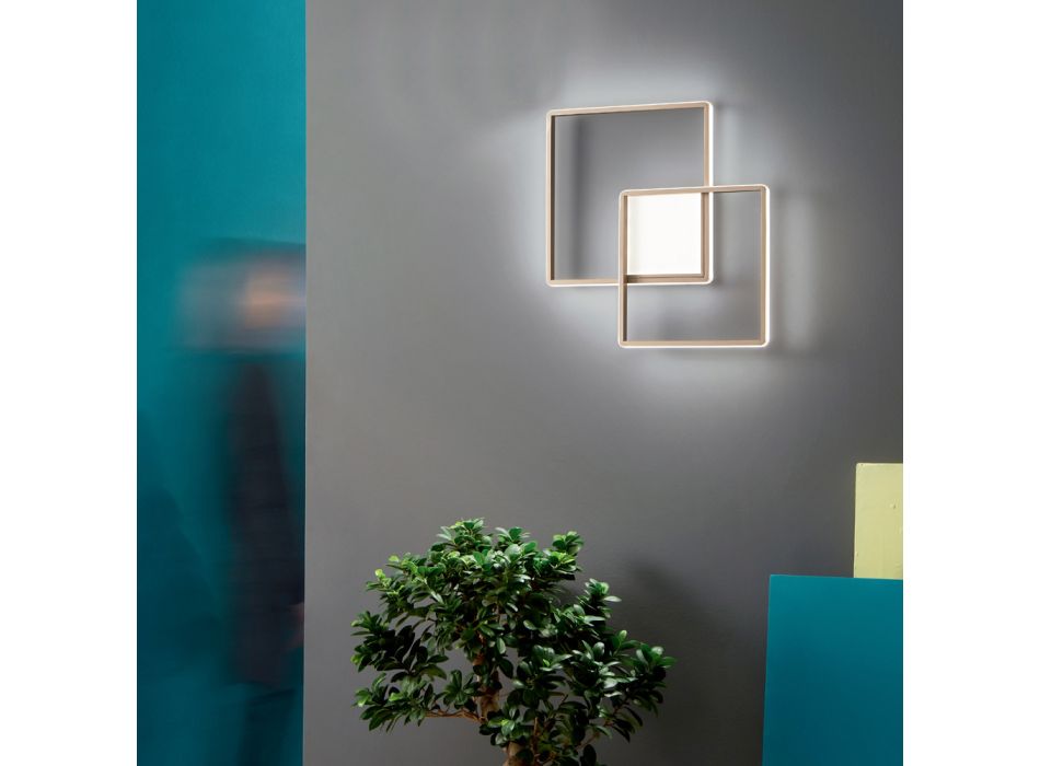 Moderne - Formel guldmalet metal væglampe med LED Viadurini