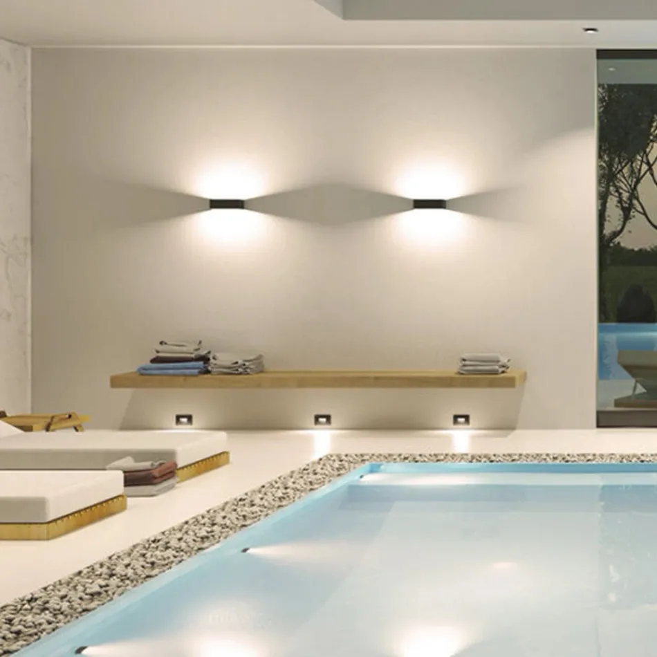 Indendørs Led væglampe i hvid, sort eller corten aluminium - Renella Viadurini