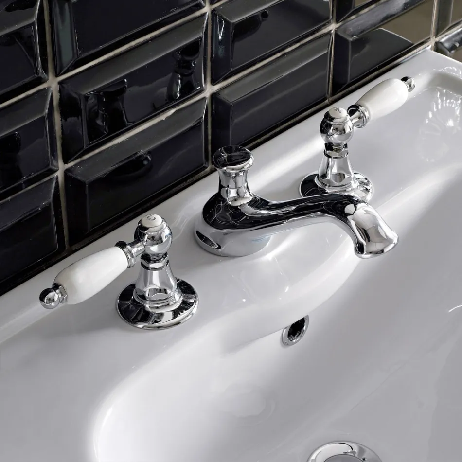 3-hullers håndvaskarmatur med klassiske greb i håndlavet messing - Noriana Viadurini