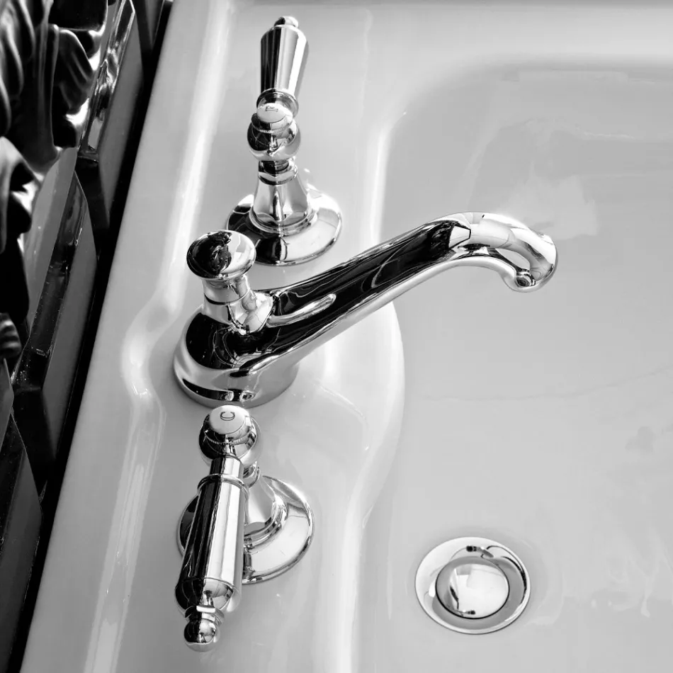 3-hullers håndvaskarmatur med klassiske greb i håndlavet messing - Noriana Viadurini