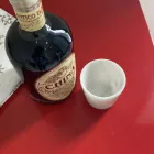 Grappa glas i hvid Carrara-marmor fremstillet i Italien - Fergie Viadurini