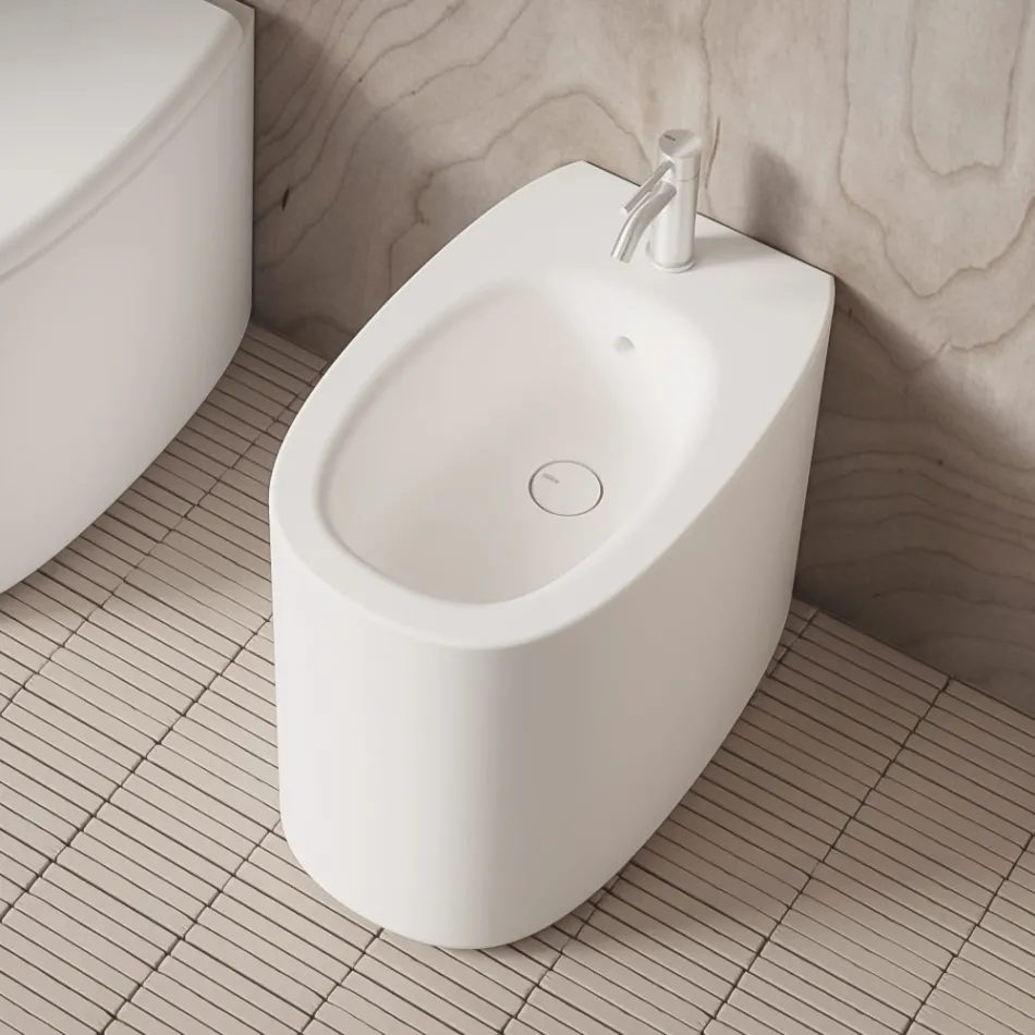 Gulvmonteret keramisk bidet i forskellige farver, lavet i Italien - Pige Viadurini