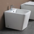 Gulvmonteret bidet med ét hul i hvid keramik med et elegant moderne design - Giunco