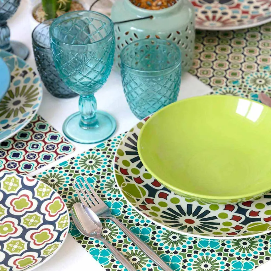 Vin eller vandbæger i farvet eller gennemsigtigt glas med dekorationer, 12 stykker - Rocca Viadurini