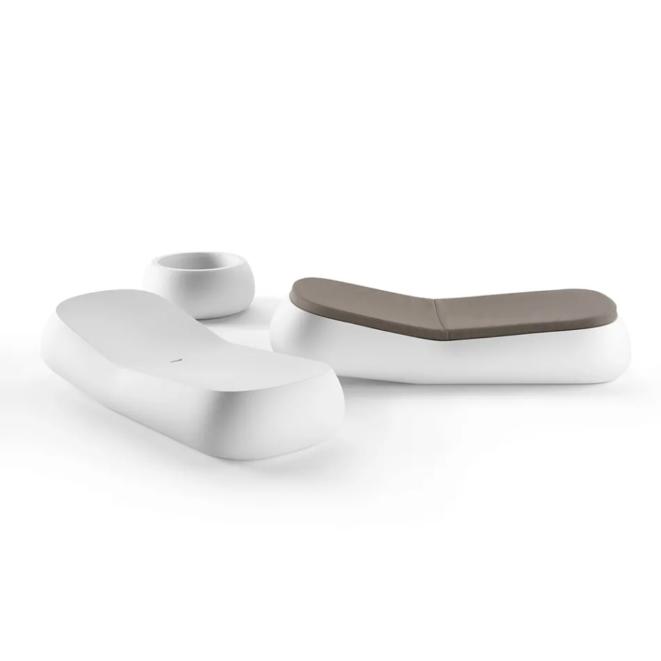 Design udendørs chaiselong i hvid polyethylen Fremstillet i Italien - Ervin Viadurini