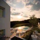 Design udendørs chaiselong i hvid polyethylen Fremstillet i Italien - Ervin Viadurini