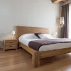 Natbord i massivt teaktræ med 2 skuffer - Vovinam Viadurini