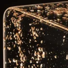 Lysende sengebord i akryl krystal og guld, sølv eller kobber blade - Gnassi Viadurini