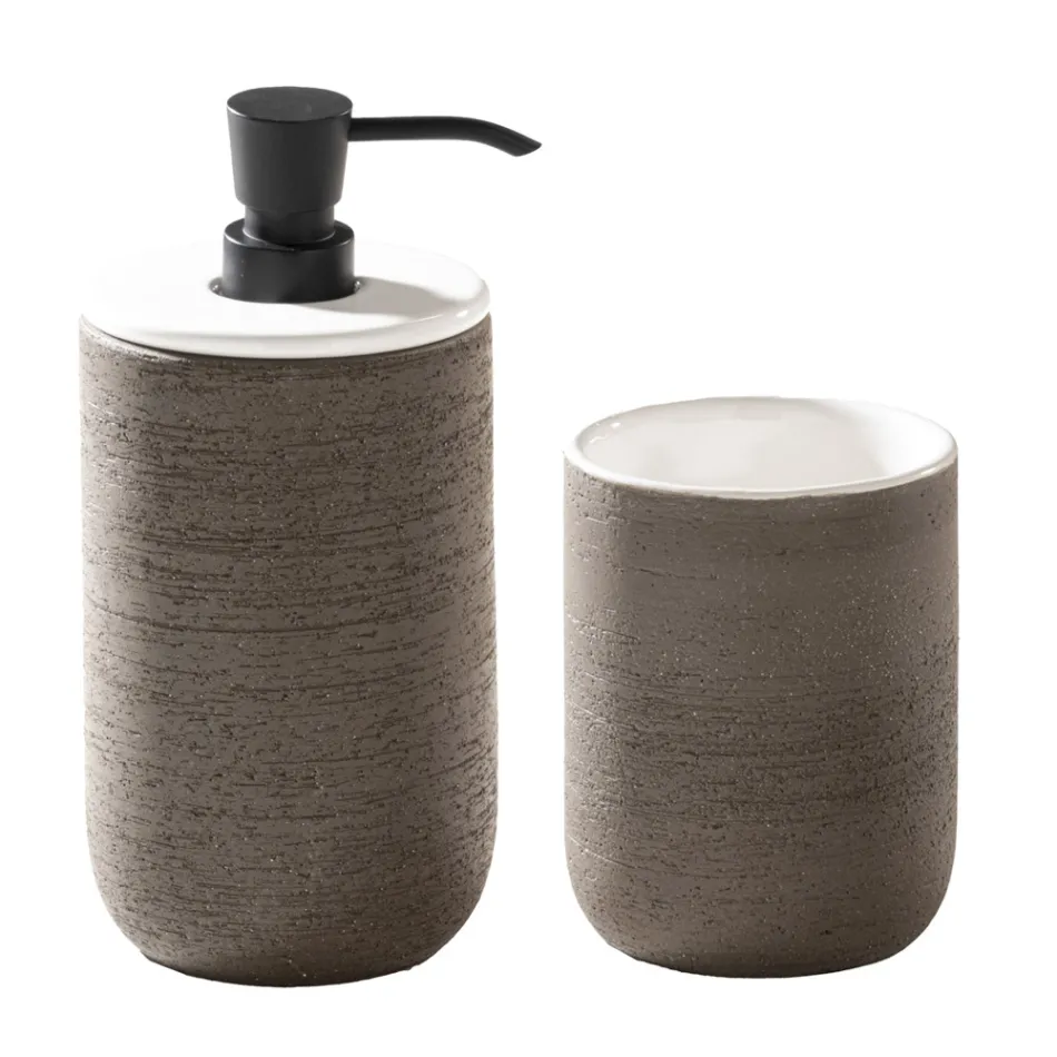 Hvid badeværelsessammensætning med jordstøtte og designtilbehør - Georges Viadurini