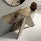 Konsolbord til stue i metal med bagside af forsølvet hamret glasplade - Cristina Viadurini