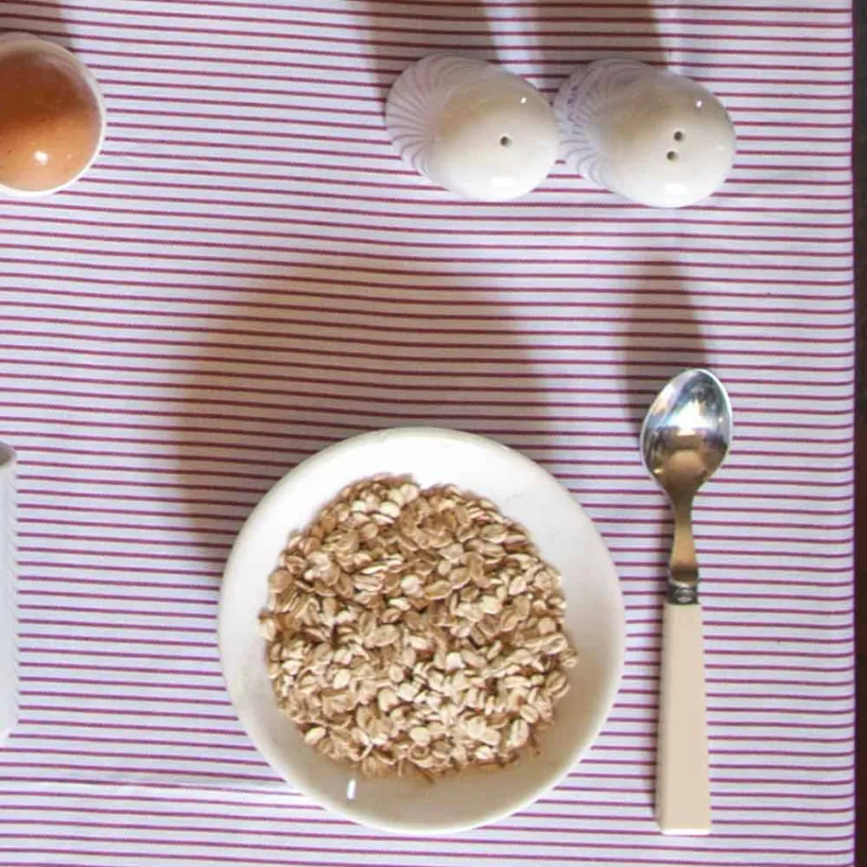 Salt- og peberbeholdere i Carrara og Marquinia-marmor fremstillet i Italien - Xino Viadurini