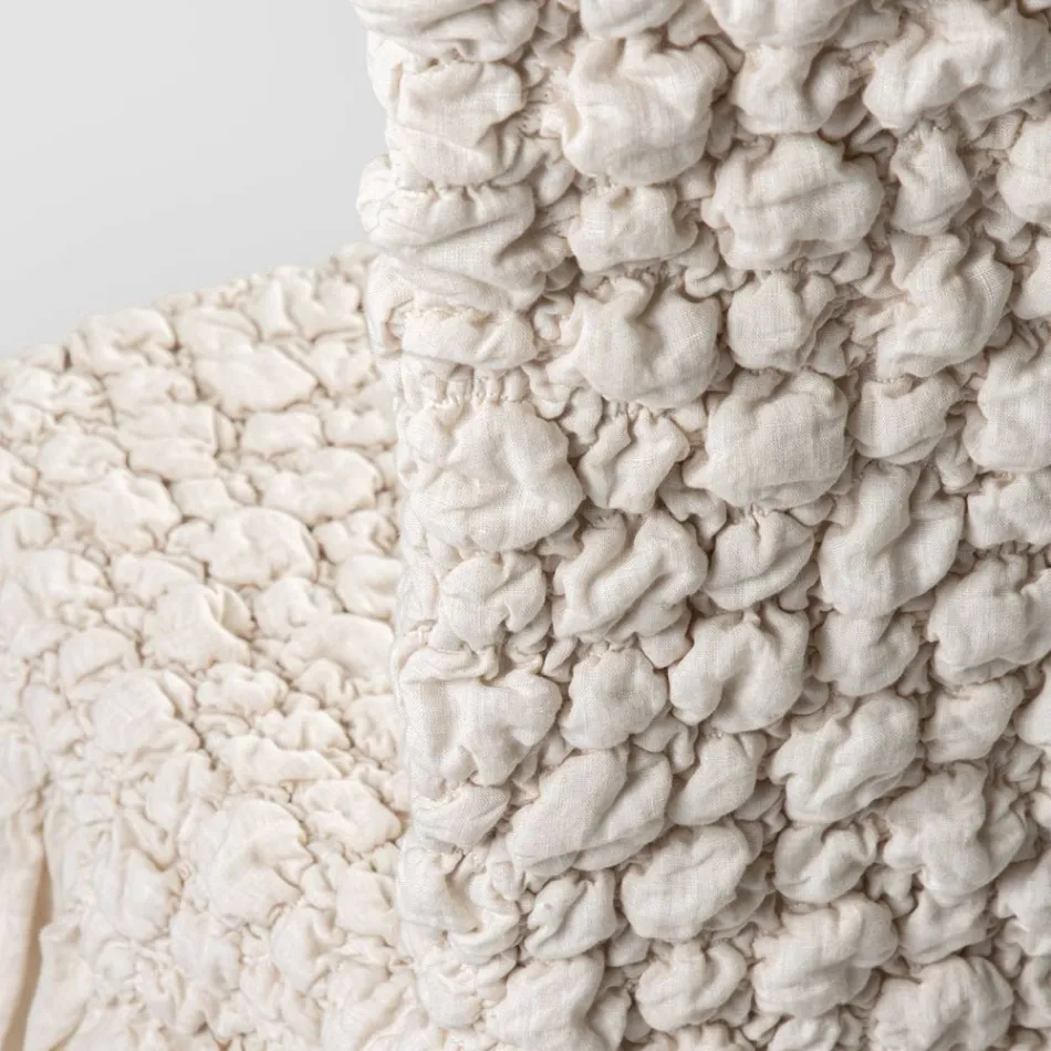 Elegant stolebetræk med ryglæn til stuen i broderet hør - Panteo Viadurini