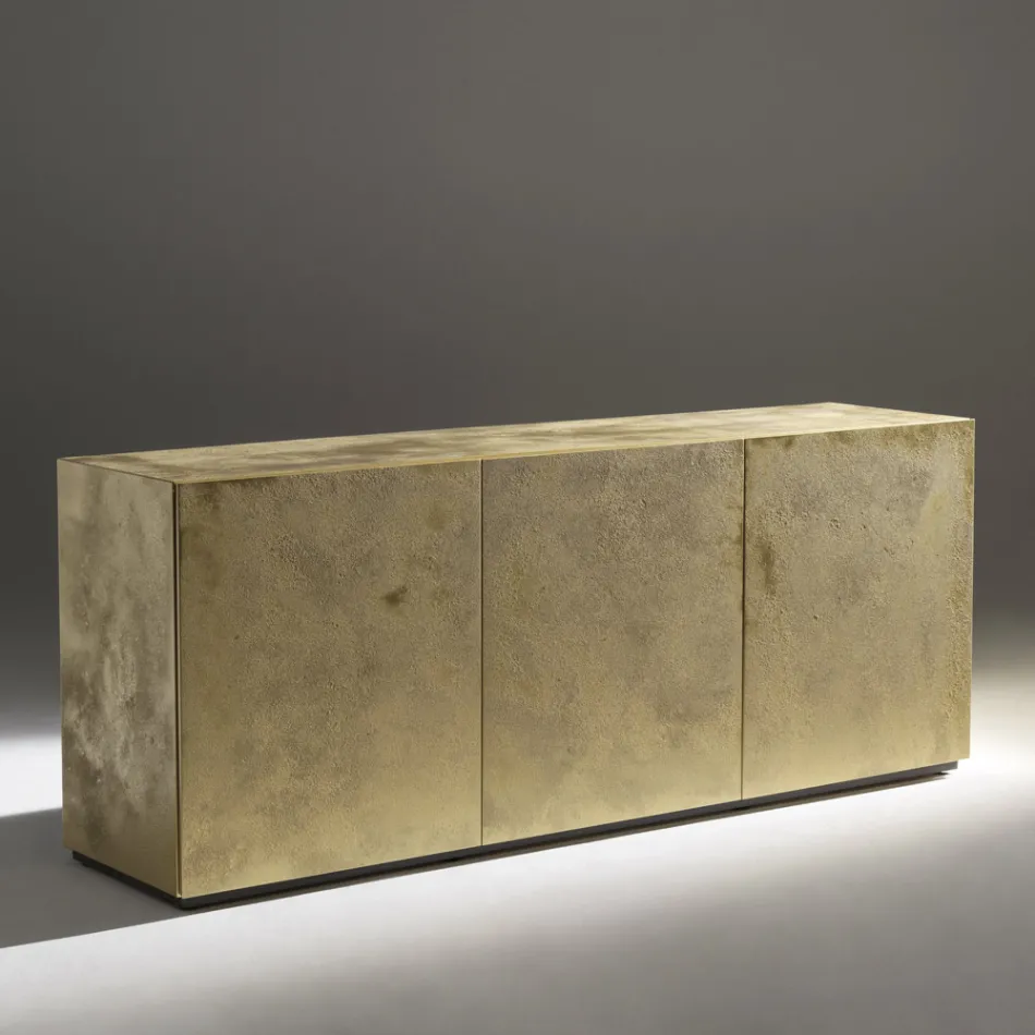 Skænk med 3 døre og 3 indvendige hylder i træ og MDF - Pesci Viadurini