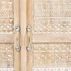 Høj skænk i hånddekoreret træ med messinghåndtag Homemotion - Zotto Viadurini