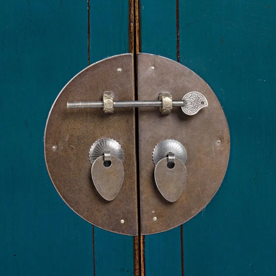 Lav skænk 2 låger og 2 skuffer i Blue Elm Wood Homemotion - Konan Viadurini