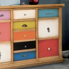 Skænk med alle farvede skuffer og forskellige håndtag lavet i Italien - Shiva Viadurini