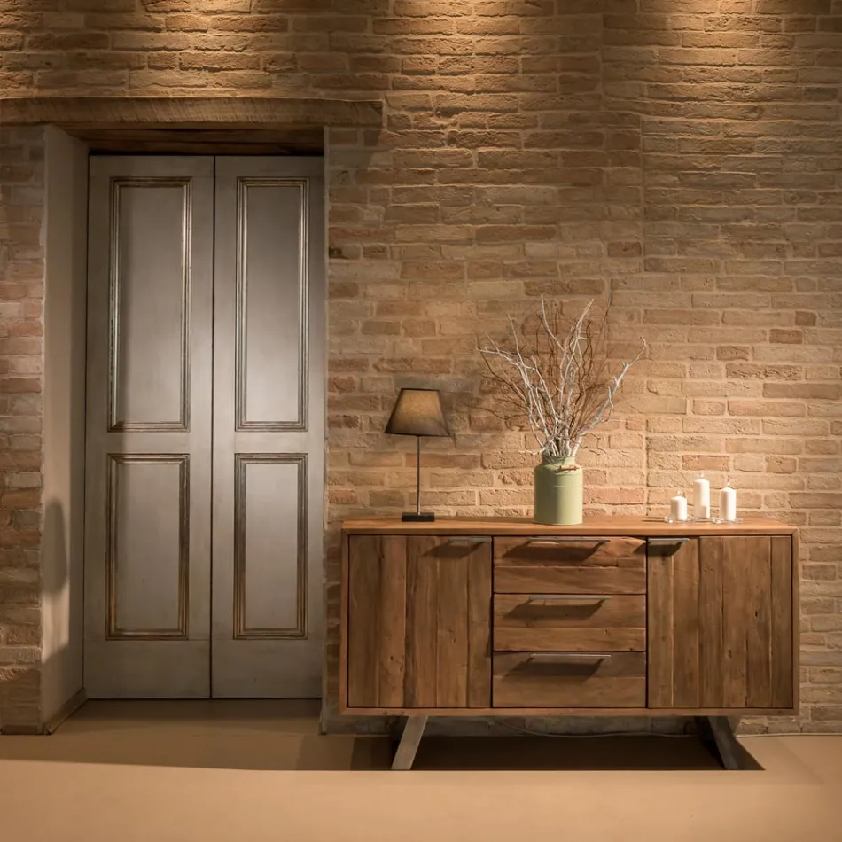 Skænk med 2 låger og 3 skuffer i genbrugt tropisk træ - rutsjebane Viadurini