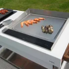 Moderne køkken på hjul til udendørs have i træ og stål - Calliope Viadurini