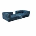 To-personers sofa betrukket med etnisk design farvet stof - fiber