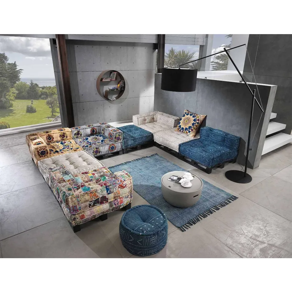 Polstret to-sæders etnisk sofa i lappet stof og træ - fiber Viadurini