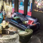 Sofa stof med lineære dørenes armlæn Axel objekter Viadurini