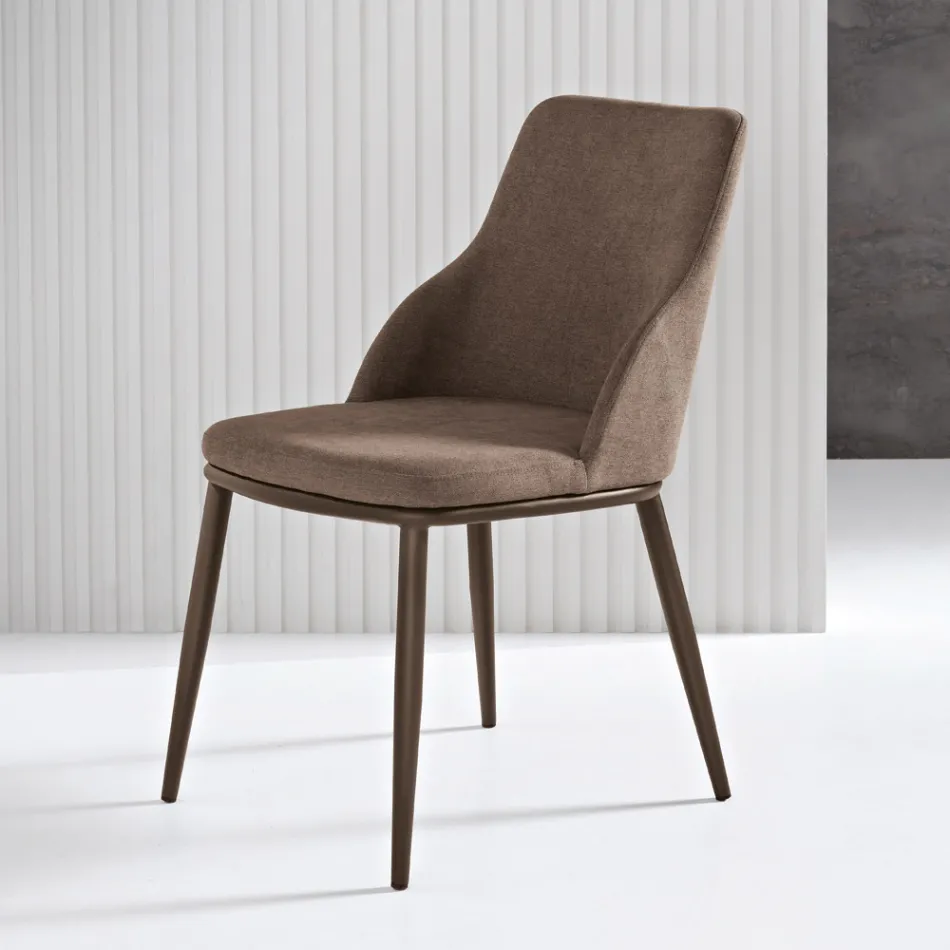 To polstrede stole med metalstel og et afbalanceret design - Silke Viadurini
