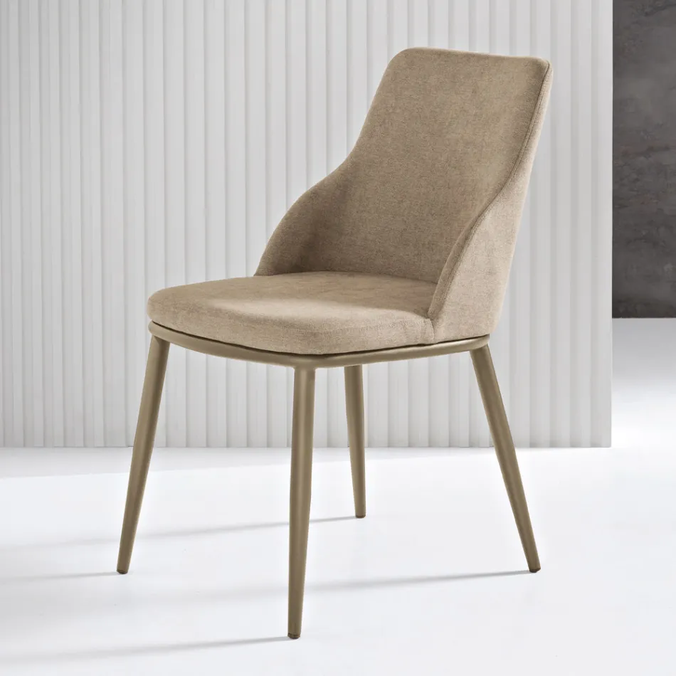 To polstrede stole med metalstel og et afbalanceret design - Silke Viadurini