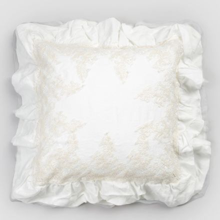 Firkantet pudebetræk i hvidt hør med dekorative blonder på kanterne og flæser - Priscilla Viadurini