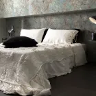 Rektangulært sengepudebetræk i hvid eller sort hør med knapper og snørebånd - Agora Viadurini