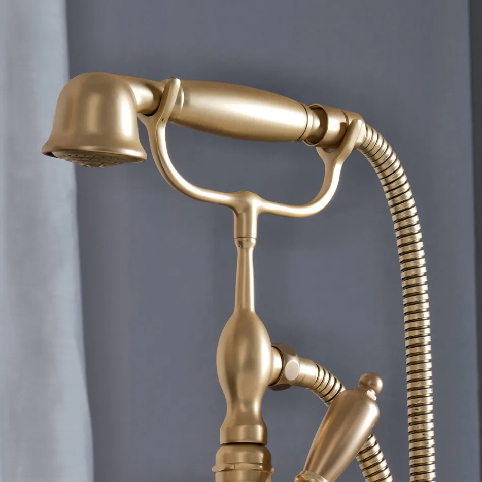 Gulvstående badekar med håndbruser og fleksibel slange Made in Italy - Milano Viadurini