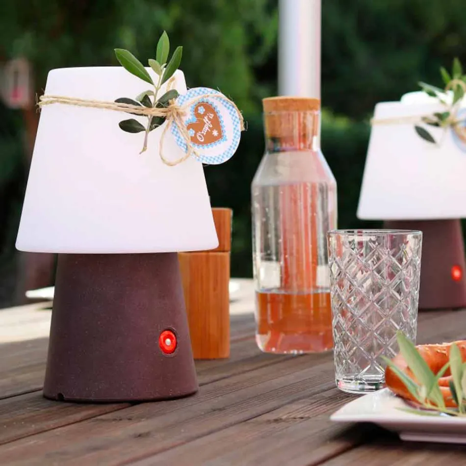 Genopladelig LED-lampe i farvet plast til indendørs eller udendørs - Fungostar Viadurini