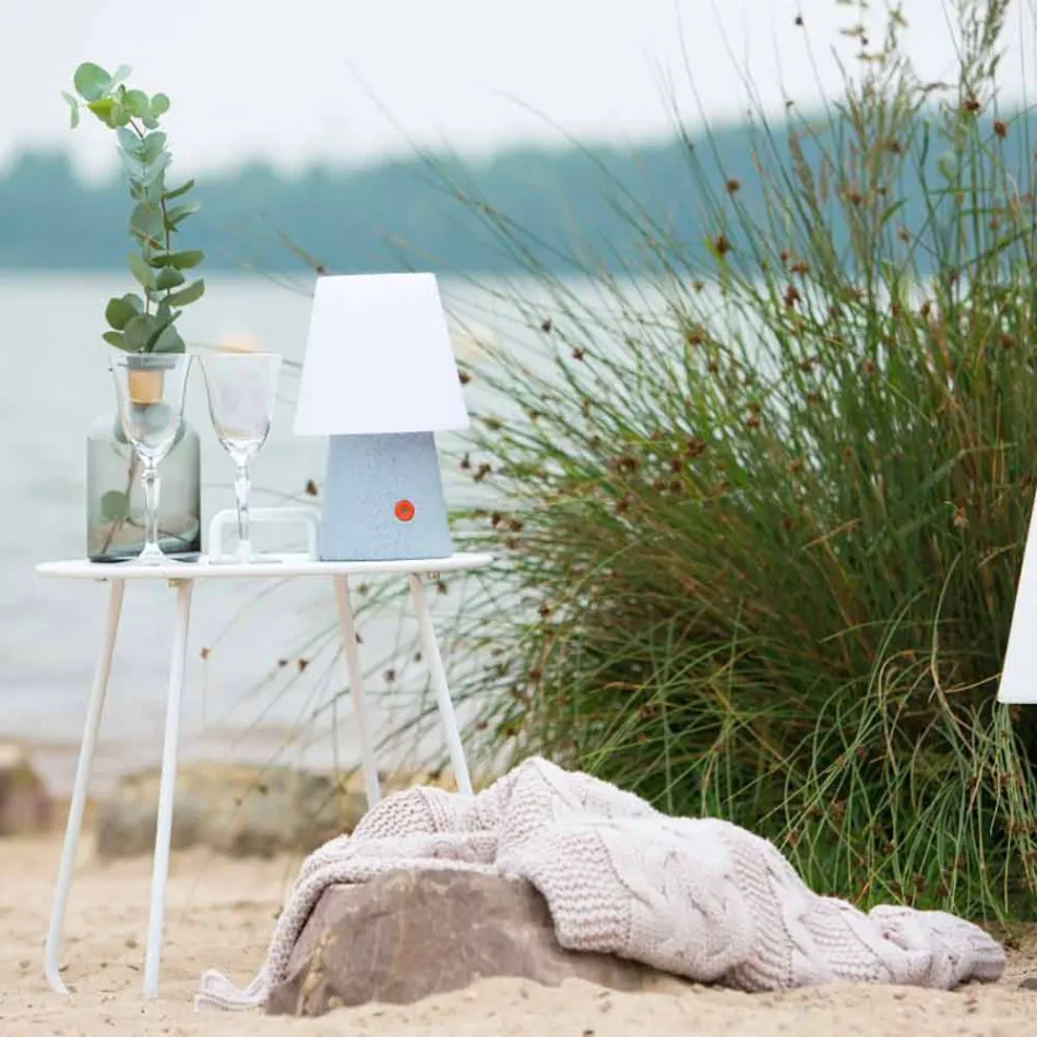 Genopladelig LED-lampe i farvet plast til indendørs eller udendørs - Fungostar Viadurini