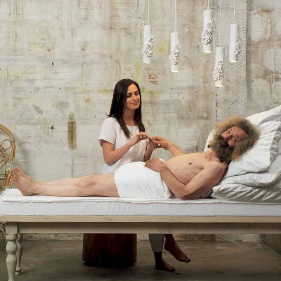 Ophængslampe i mathvid keramik med dekorative blomster - Revolution Viadurini