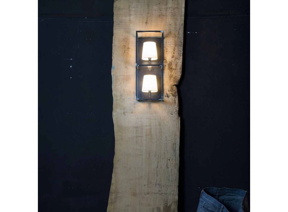 Artisan væglampe i sort jern med 2 lampeskærme fremstillet i Italien - tårn
