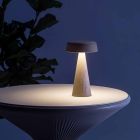 Bordlampe med struktur i polyethylen Fremstillet i Italien - Desmond Viadurini