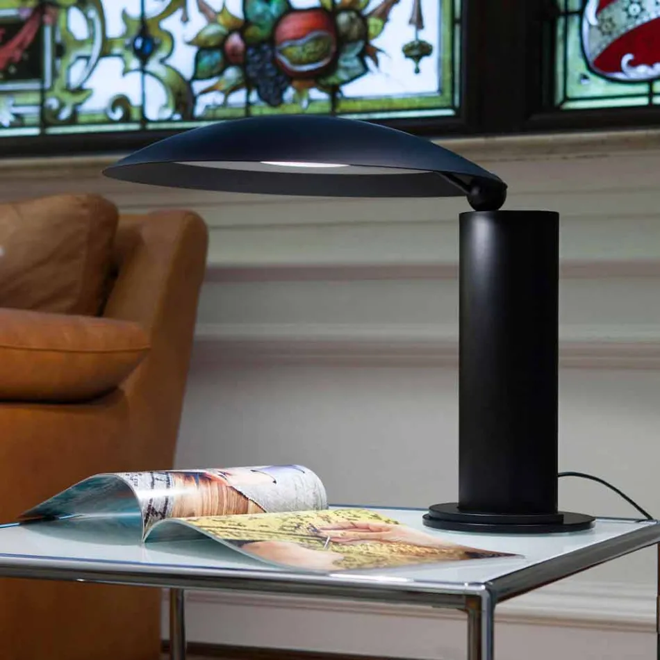 Bordlampe i krom eller sort metal med LED Made in Italy - Orlando Viadurini