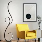 LED-gulvlampe med Design-Clack-malet metalstruktur Viadurini