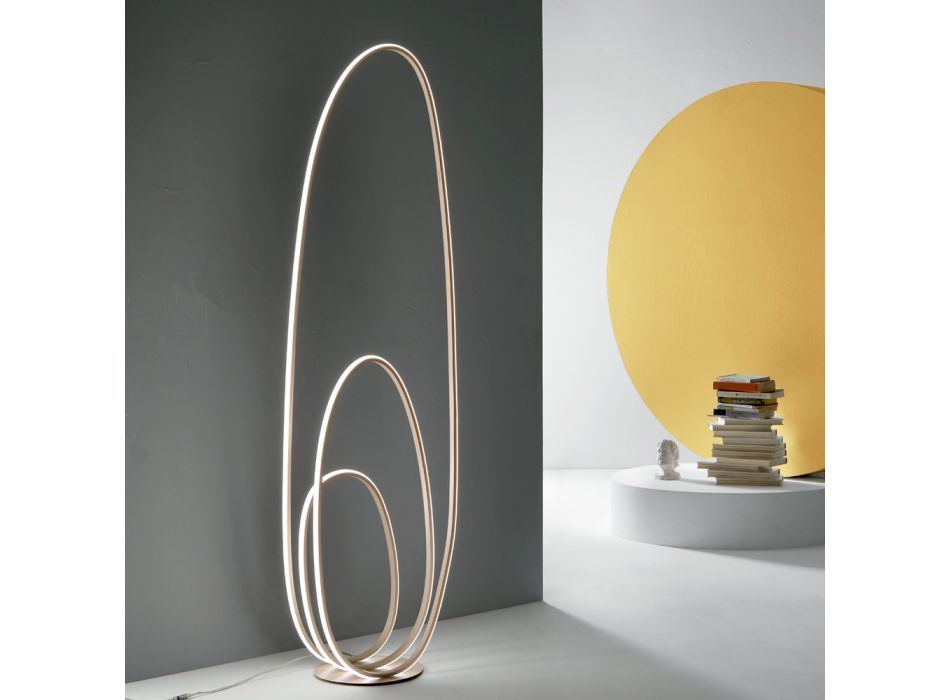 Design gulvlampe i guldlakeret metal med LED - Simea Viadurini