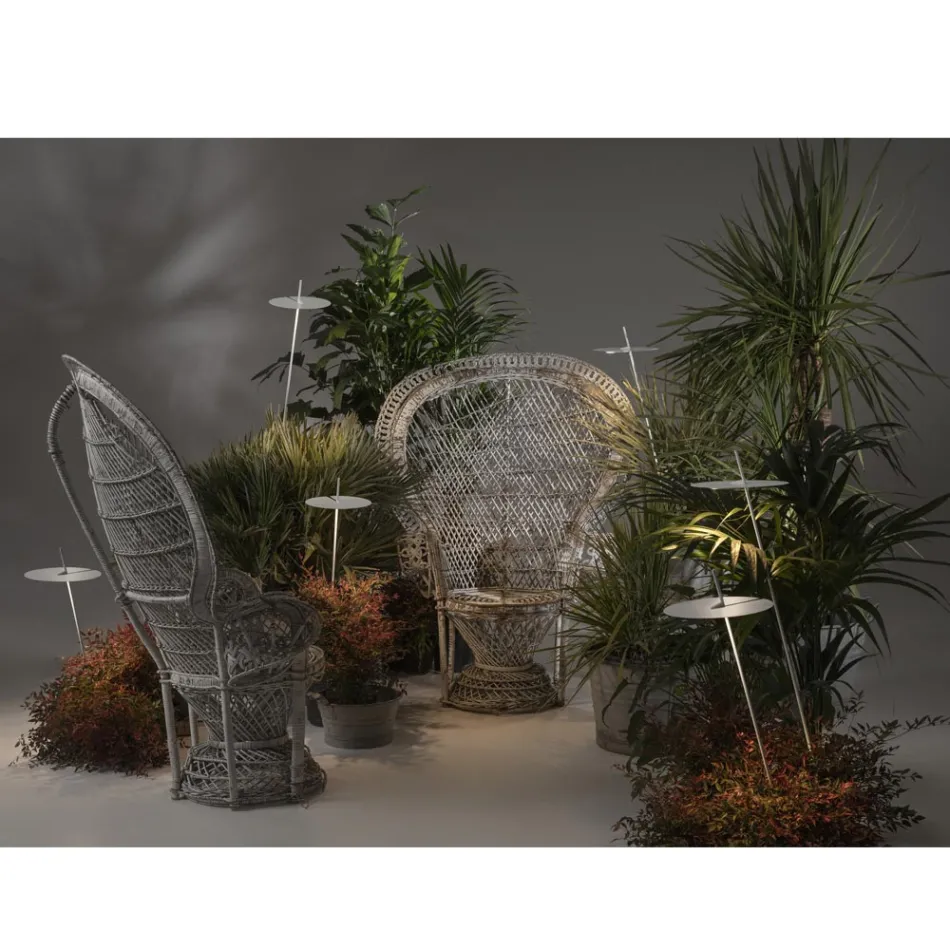 Havegulvlampe Hvidt aluminiumsdesign med åkandeblad - Cipriam Viadurini