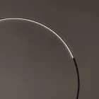 Gulvlampe i malet metal med dæmpbart LED lys - Eucalyptus Viadurini