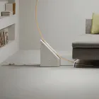 Gulvlampe i malet metal med dæmpbart LED lys - Eucalyptus Viadurini