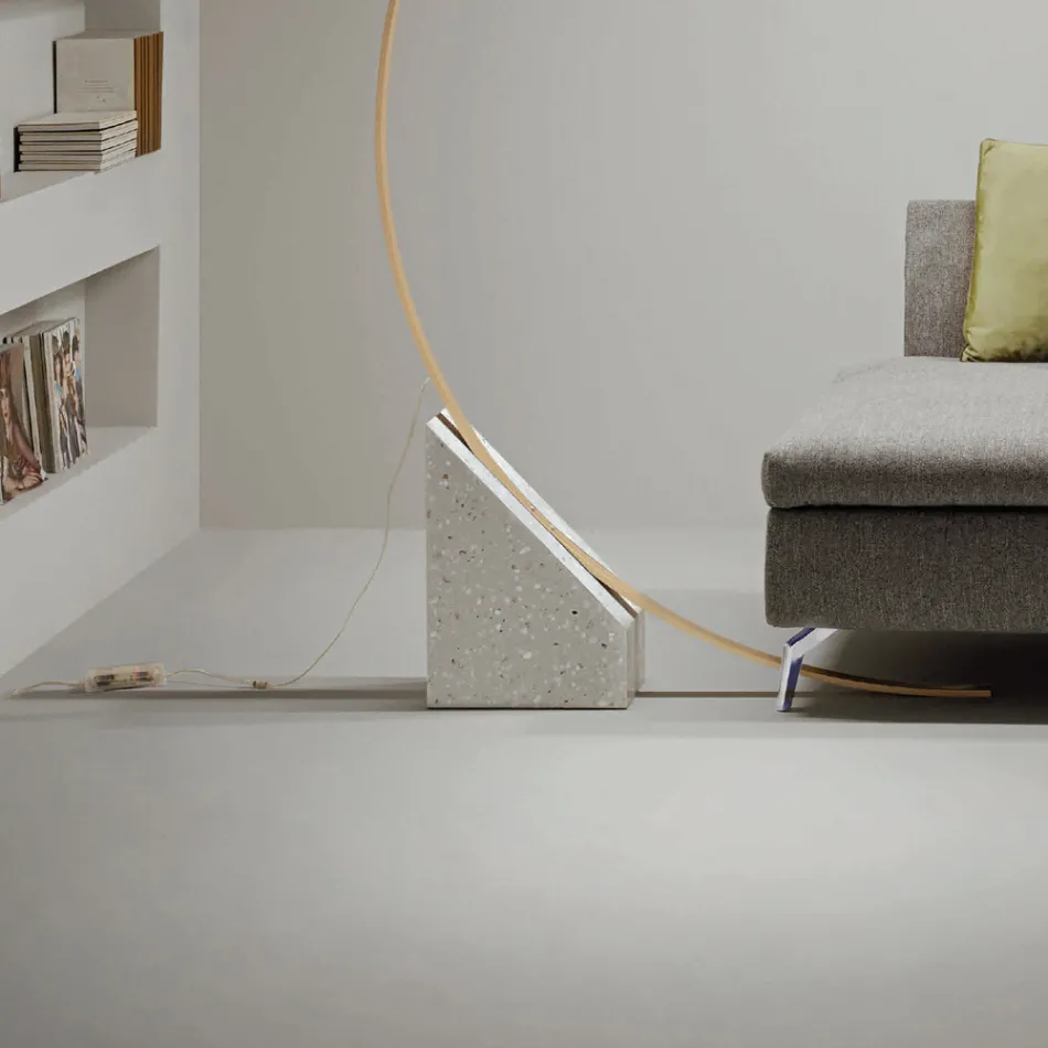 Gulvlampe i malet metal med dæmpbart LED lys - Eucalyptus Viadurini