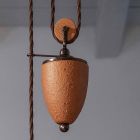 Ups and Downs Pendellampe i jern og håndrå keramik - Bologna Viadurini