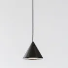 Suspenderet Lampe Sort Aluminium Wire Cone Lille Minimal Design - Mercado Viadurini
