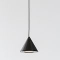 Suspenderet Lampe Sort Aluminium Wire Cone Lille Minimal Design - Mercado