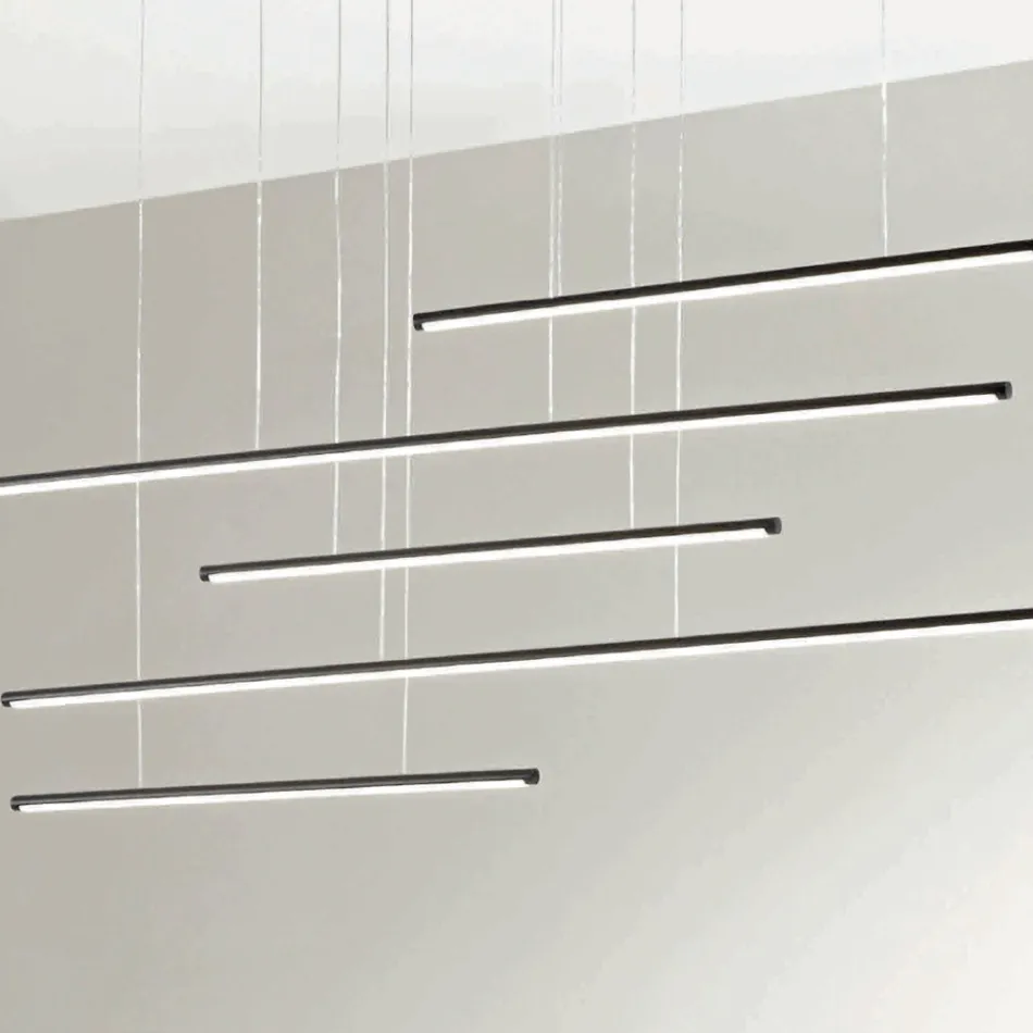 Lysekrone med vandrette LED-lys i metal og justerbare kabler - Orange Viadurini